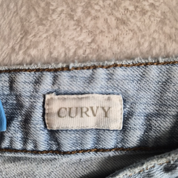 Aeropostale Women's Light Blue Distressed Denim Shorts 11/12 Regular. - Picture 4 of 9